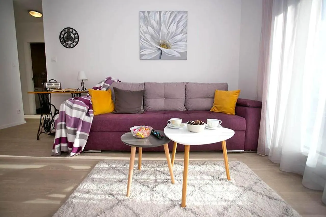 Apartment Sweet Daisy With Parking Zadar