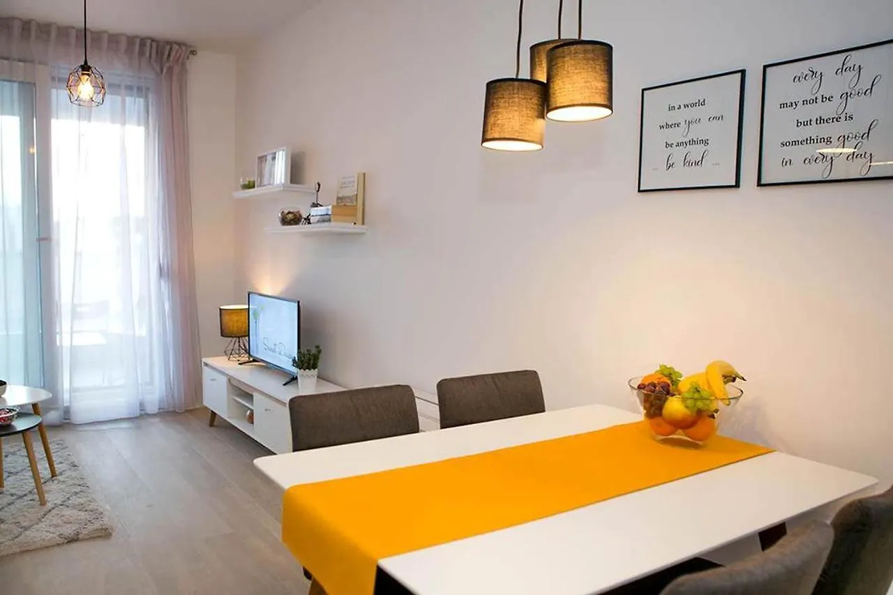 Apartment Sweet Daisy With Parking Zadar Croatia