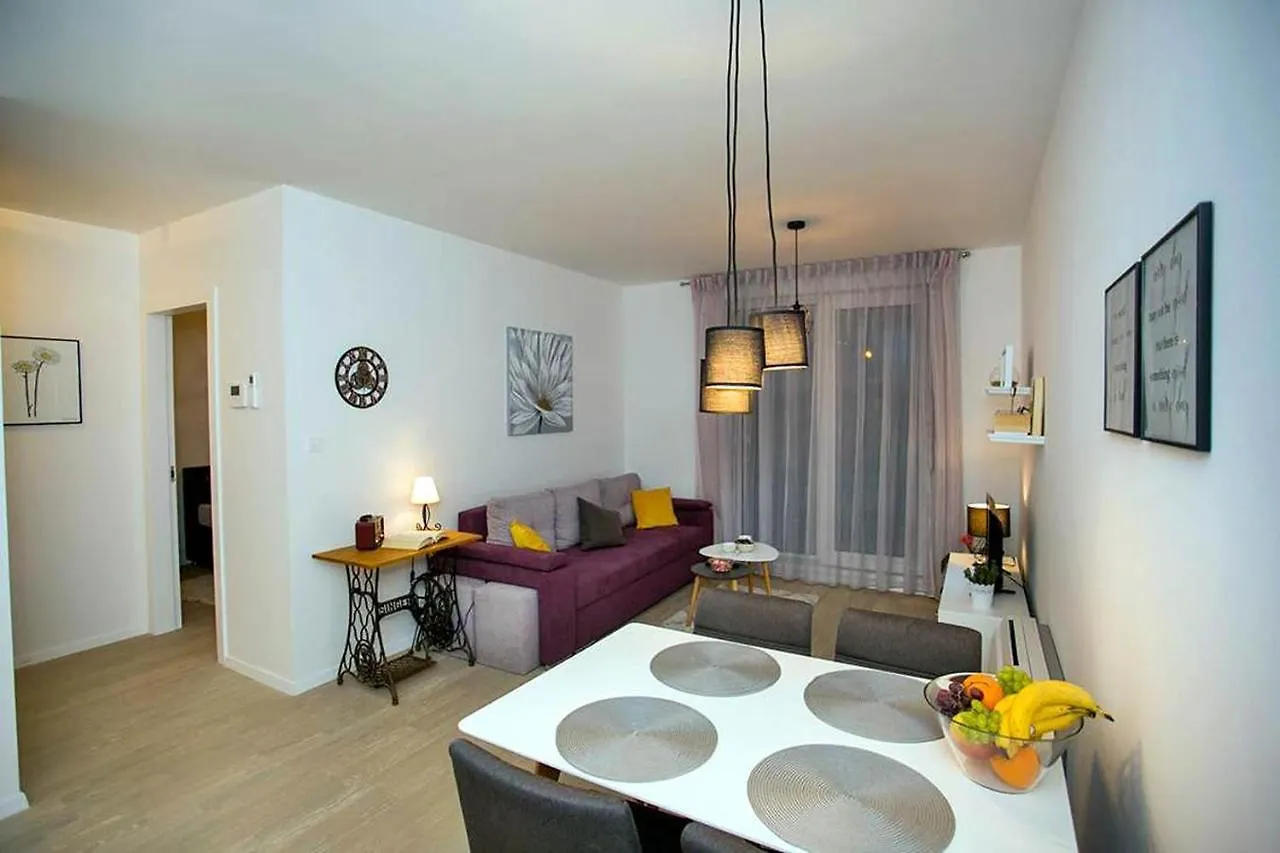 Apartment Sweet Daisy With Parking Zadar Croatia